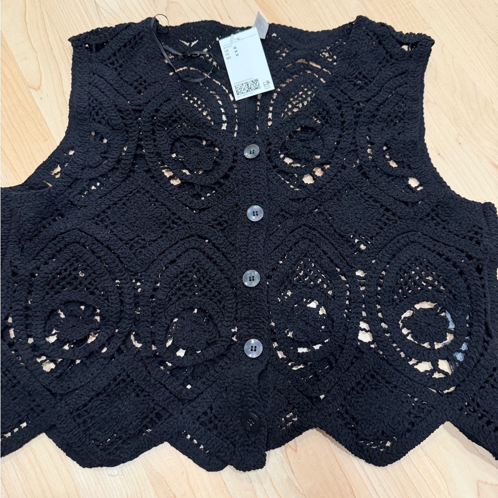 H&M Black Crocheted Button-Front Women's Vest